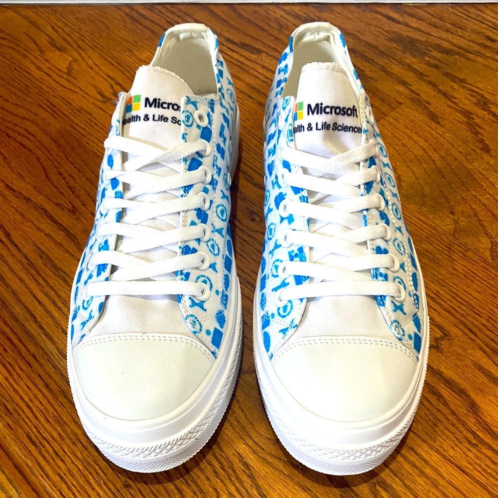 Microsoft Health & Life Sciences Advertising Week 2014 Women size 10.5 BRAND NEW
